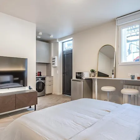 Appartement A Stylish And Renovated *